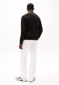 Tommy Jeans ESSENTIAL LIGHT  - Jumper - black