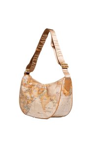 Borsa in stile hobo con stampa della mappa del mondo; tessuto beige, dettagli in pelle marrone, tracolla regolabile con logo e chiusura superiore con zip.