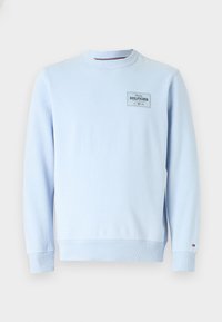 Kijelölve, breezy blue