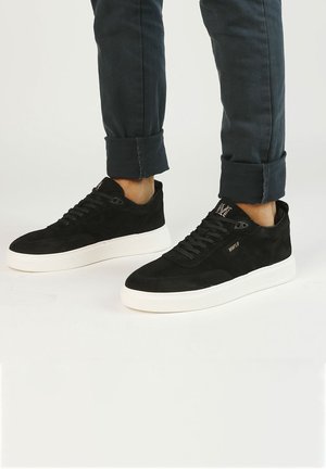 Manfield, Sneakers basse - schwarz