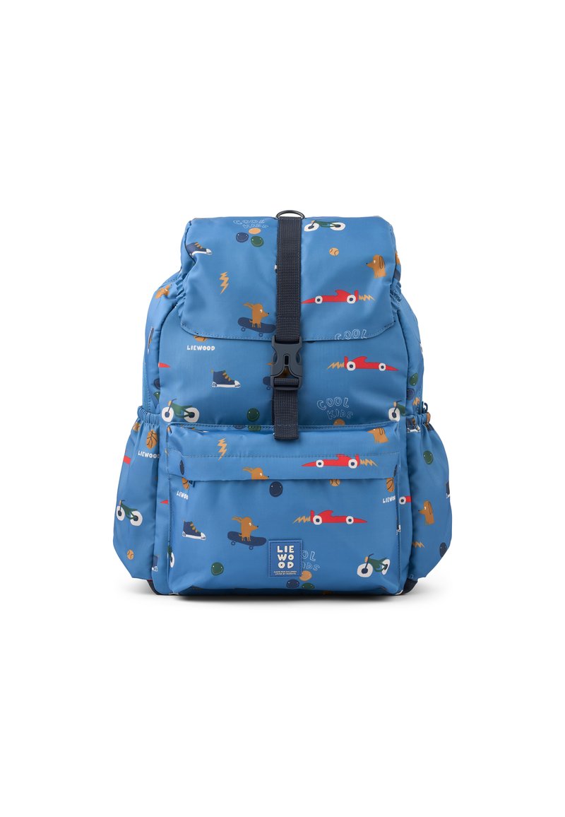 Blå tygryggsäck med färgglada mönster av djur, skateboards och sportartiklar. Inkluderar en framficka och justerbar rem.