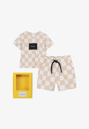MARC JACOBS KIDS, ENSEMBLE T-SHIRT ET SHORT - Shorts - lime stone