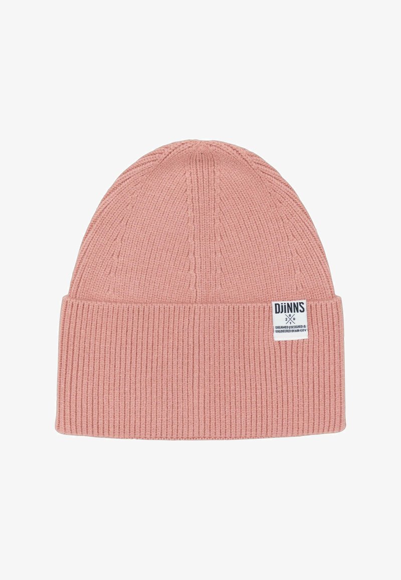 Knitted beanie in soft pink, featuring a ribbed texture and folded cuff. Includes a small woven logo label on the side.