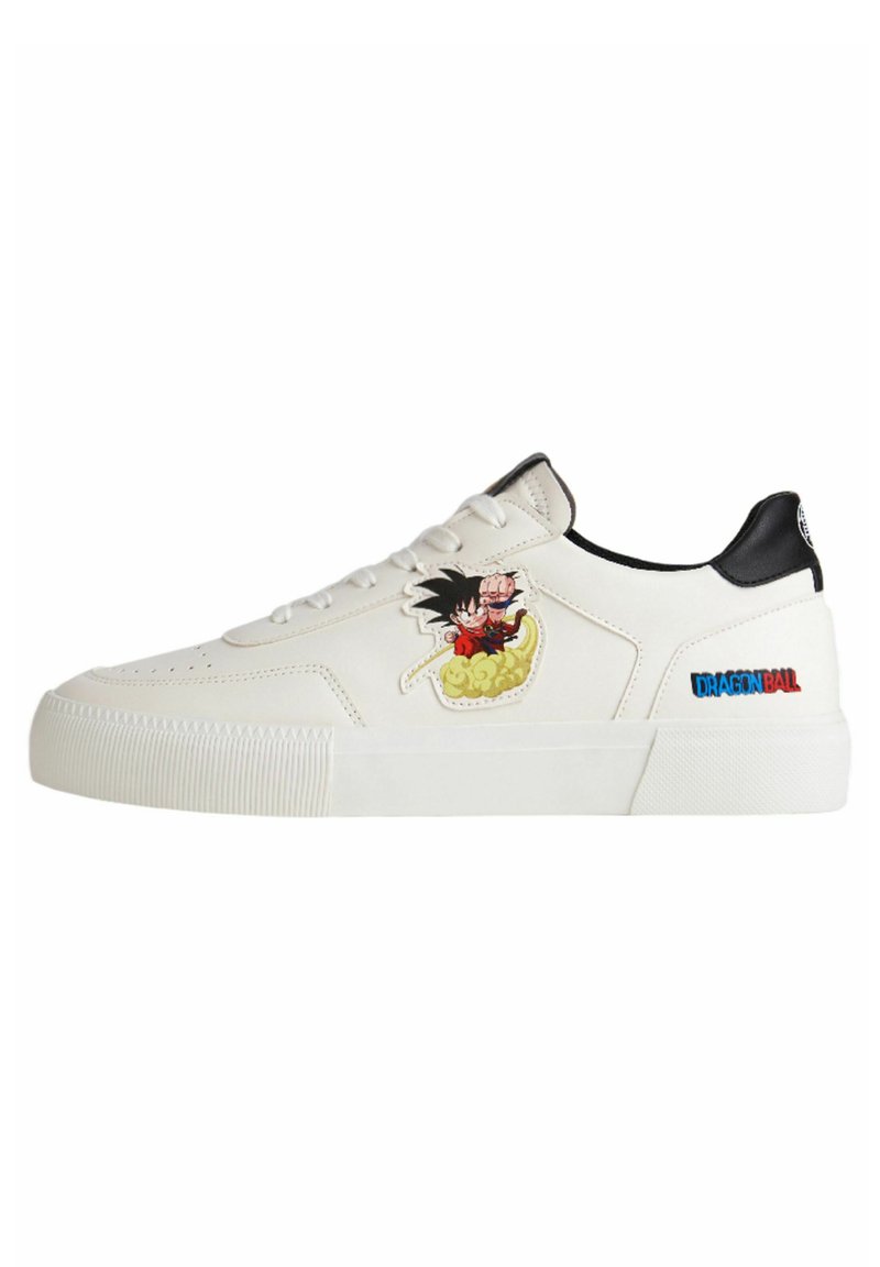 Herren Sneaker low | Bershka DRAGON BALL Sneaker low white/weiß - UA64326 Herren Sneaker low | Bershka DRAGON BALL Sneaker low white/weiß - UA64326