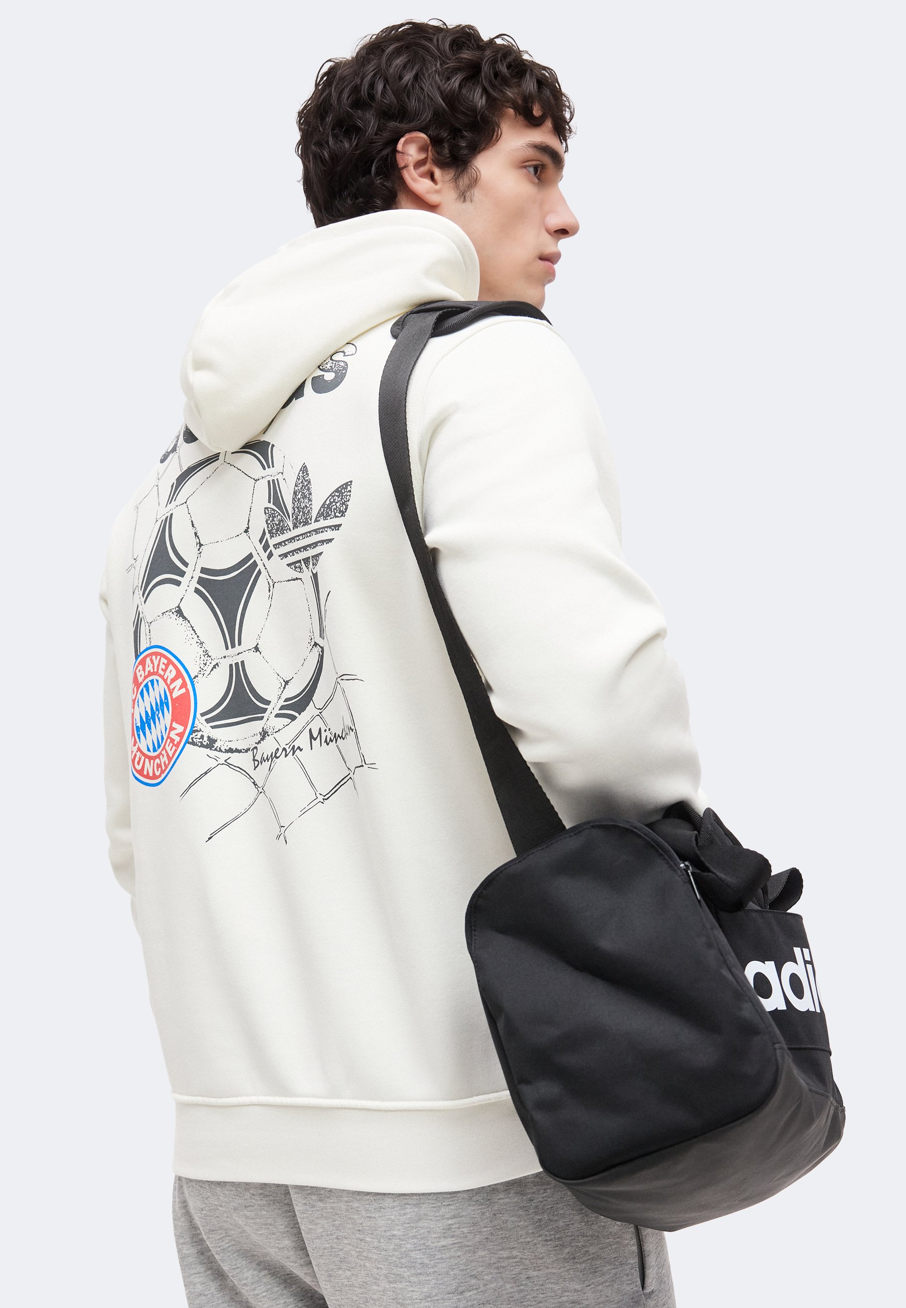 ADIDAS FC 바이에른 뮌헨 그래픽 후드티 클럽웨어 코어 화이트
