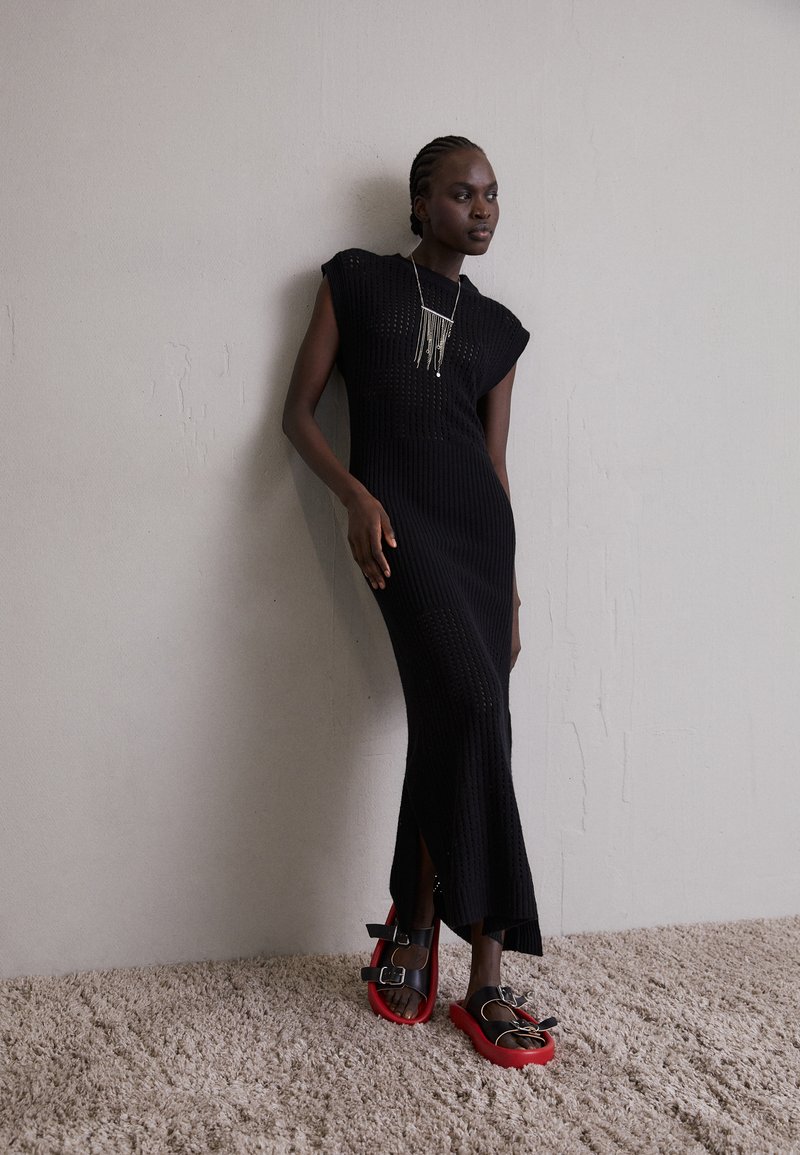 Holzweiler SOLANGE CROCHET DRESS Strickkleid black/schwarz Zalando.ch