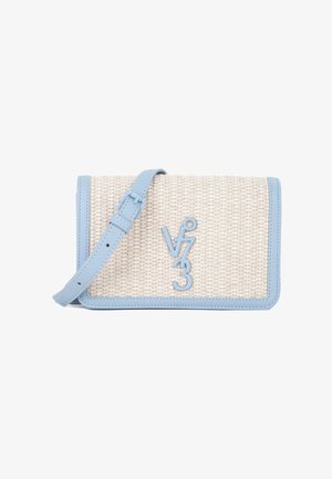 Sac bandoulière rectangulaire en tissu beige avec bordure en cuir bleu clair et sangle ajustable, présentant un logo "vf/3" en relief sur le devant.