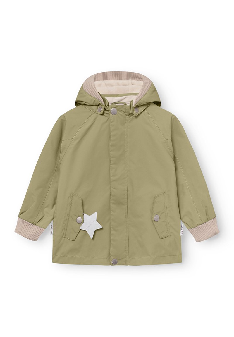 Svetlo zelena otroška jakna s kapuco, bež rebrastimi manšetami in oblogo ovratnika, žepki s pritisnimi gumbi in belim zvezdastim obeskom na levem žepu.