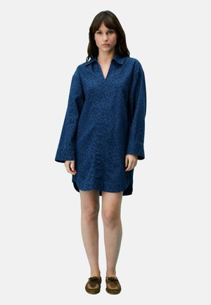 AGLOSSA - Robe en jean - bleu jean