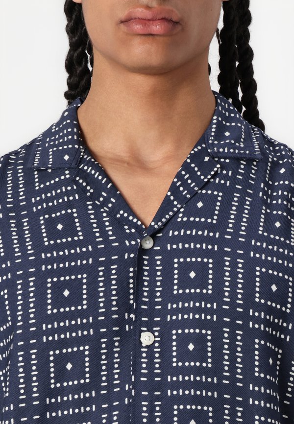 JPRBLULINCOLN PRINT SHIRT - Shirt2