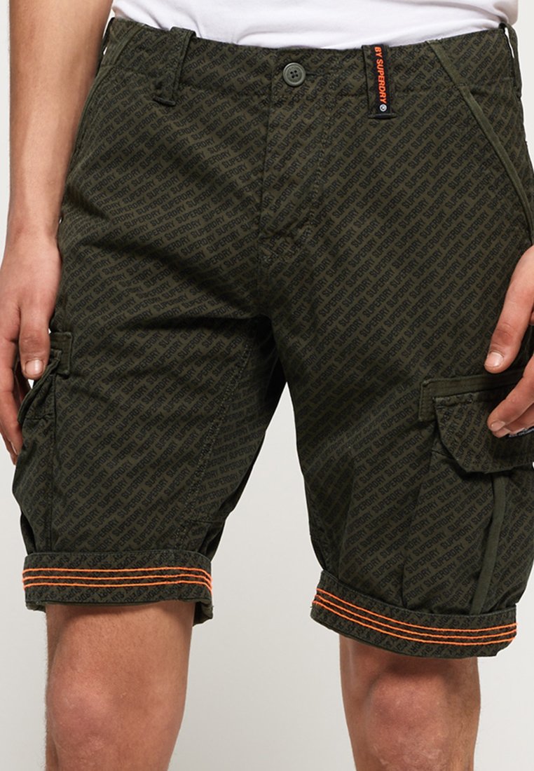 core cargo shorts