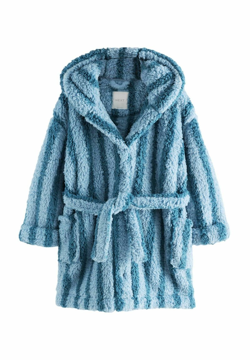 Flauschiger blauer Bademantel mit Kapuze, ausgestattet mit abwechselnd hellblauen und dunkelblauen Streifen, einem Taillenzug und vorderen Taschen. Weicher Stoff.