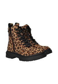 Luipaardprint enkelboots van zacht materiaal, met een zwarte rubberen zool, vetersluiting aan de voorkant en een rits aan de zijkant voor gemakkelijke toegang.