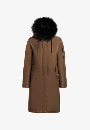 Hnedá parka s čiernou umelou kožušinou na kapucni, bočnými vreckami a zipsovým vreckom na rukáve. Tkanina má hladkú a lesklú textúru.