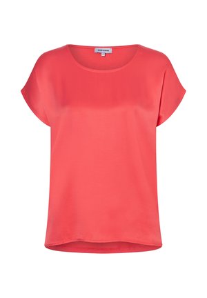 Koralowa bluzka z krótkim rękawem, okrągłym dekoltem i luźnym krojem, wykonana z gładkiej tkaniny, rozmiar 36, metka "MORE & MORE" widoczna wewnątrz kołnierza.