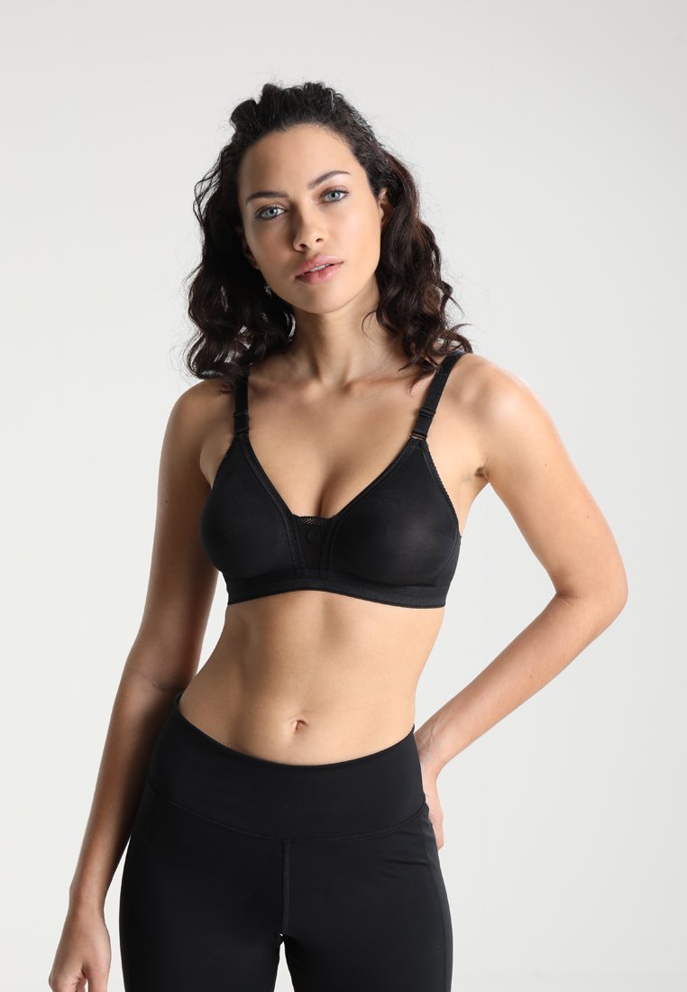 triaction by Triumph - TROPHY NON WIRED - High support sports bra - black, Enlarge