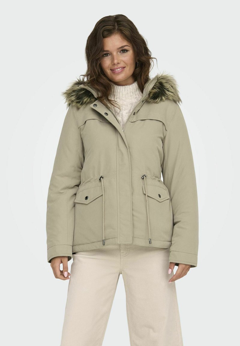Khaki-Winterjacke mit einem Kunstfellkapuze, Reißverschluss, Fronttaschen, verstellbaren Zugbändern und einer glatten Textur.