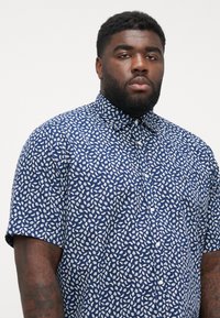 Tommy Hilfiger SHIRT - Shirt - preppy navy/ivory