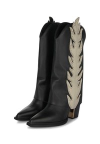 Schwarze Leder-Stiefeletten mit spitzen Zehen, versehen mit einem cremefarbenen Blattdesign mit Nieten an den Außenseiten und einem quadratischen goldfarbenen Zehenabsatz.