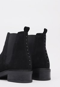 Sandra Fontán VENETO - Boots à talons - black