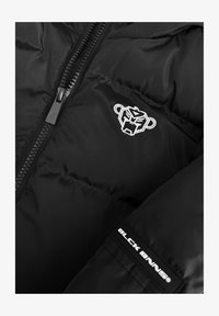 Selected, black