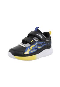 Scarpa da ginnastica per bambini nera con design a fiamme blu e gialle, doppie strisce nere in velcro, suola bianca testurizzata e linguette di tiraggio blu e gialle.