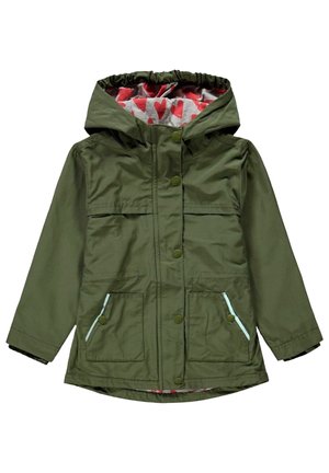 Veste pour enfants à capuche verte avec boutons à l'avant, deux poches avant avec rabats, et une doublure intérieure à motifs de cœurs rouges.