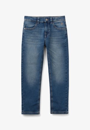 Niebieskie dżinsy z denimu z przednimi kieszeniami, szlufkami na pasek, zapięciem na guziki i wyblakłymi miejscami na udach i kolanach.