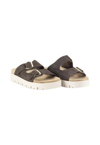 Sandalias de ante gris oscuro con dos hebillas ajustables, una plantilla contorneada y una suela de plataforma blanca gruesa con ranuras para mayor agarre.
