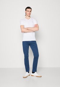 BOSS SLIM - Pantaloni chino - dark blue fourteen
