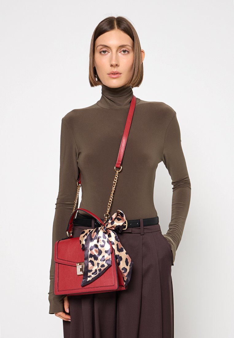 Handtasche