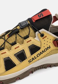 Salomon TECHAMPHIBIAN - Turistiniai batai - antique gold/rainy day/burnt henna
