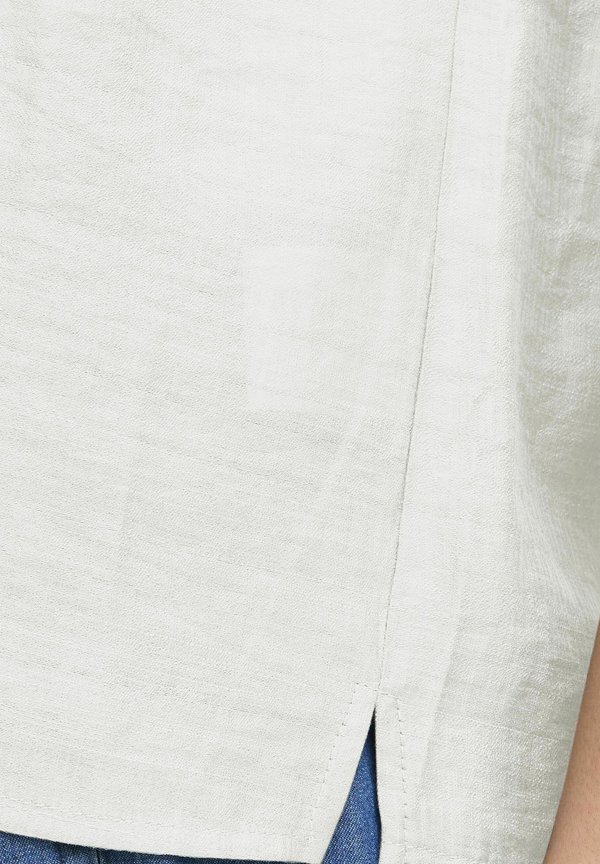 FRARIANA - Basic T-shirt2