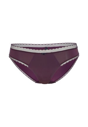Slip femminile viola e bordeaux con pannelli in rete trasparente, bordi ondulati e un piccolo fiocco al centro nella parte frontale.