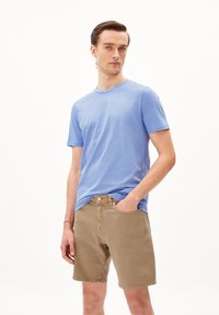 ARMEDANGELS JAAMEL STRUCTURE - T-Shirt basic - blue bloom