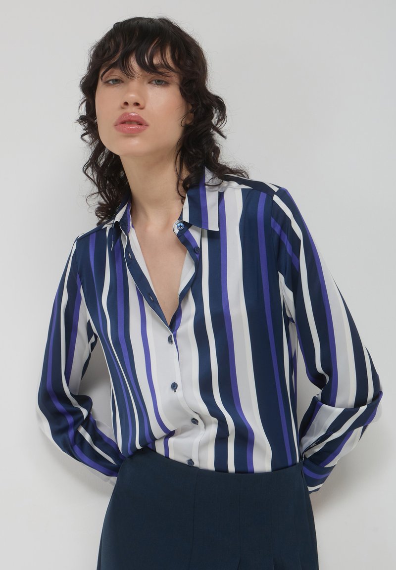 Calliope Camicia - une variante
