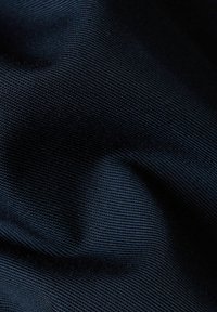 Thumbnail Image 6