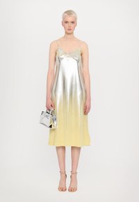 MAX&Co. BRIGHTON - Robe de soirée - yellow
