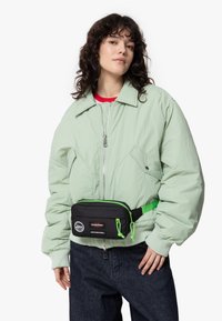 Eastpak BOUNCER - Gürteltasche - gb patches