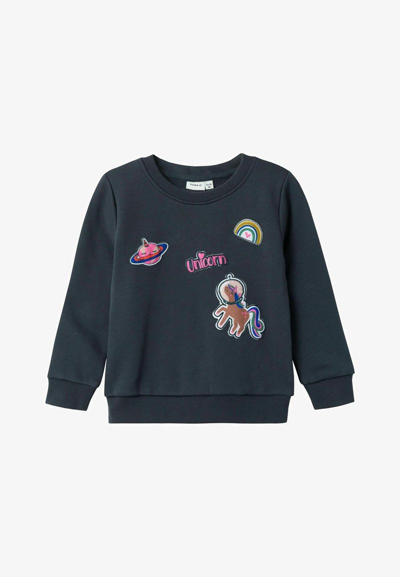 Sweat-shirt pour tout-petit bleu foncé avec des patchs représentant une licorne astronaute, une planète, un arc-en-ciel et le texte « Licorne » sur le devant.