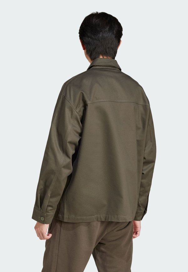 PREMIUM ESSENTIALS WORKWEAR OVER - Shirt - shadow olive2