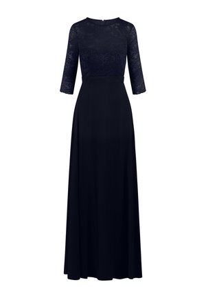 Navyblauwe, grondlange jurk met kant driekwartmouwen, een aansluitende corsage en een licht uitlopende rok, met een ritssluiting aan de achterkant.