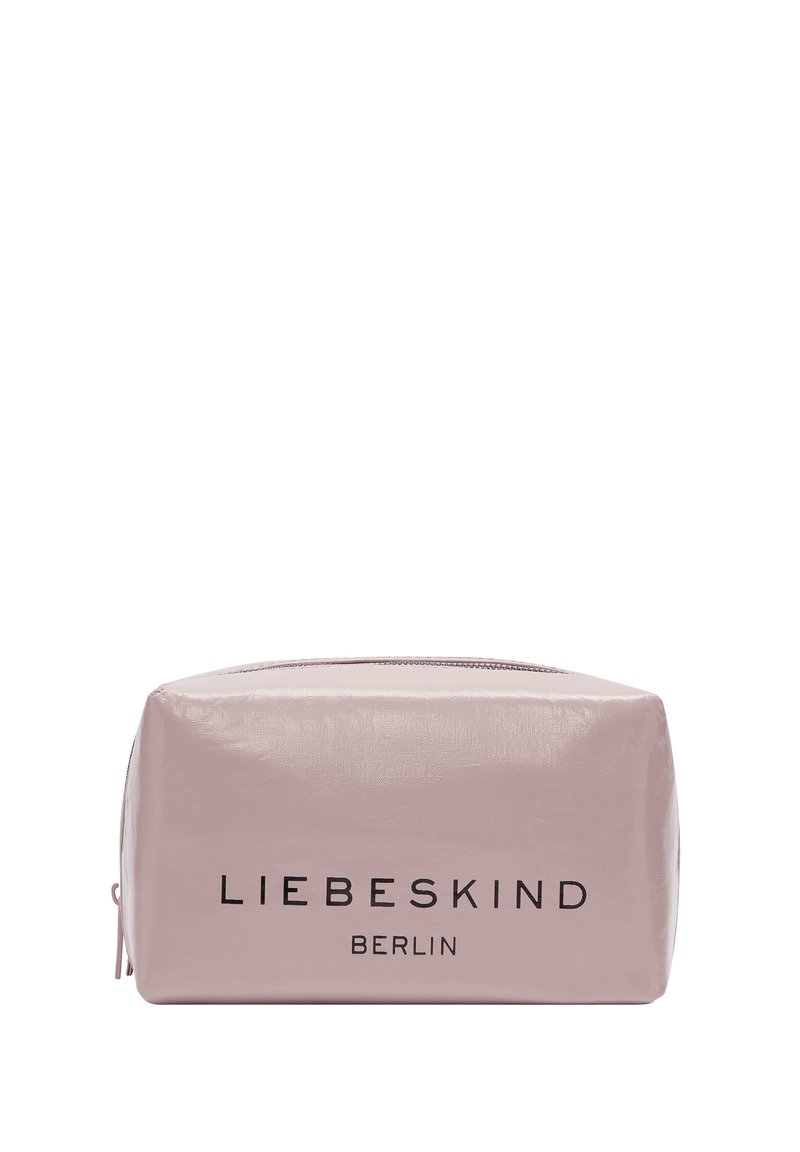 Pochette cosmetica rosa, lucida, di forma rettangolare, con chiusura a cerniera e logo stampato "LIEBESKIND BERLIN" in nero.