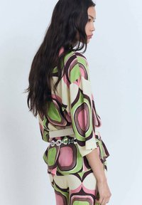 Mango EMILIA mleczny