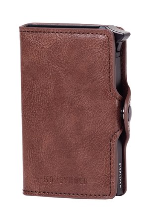 Portafoglio in pelle marrone con bordi cuciti, con la scritta in rilievo "MONEYHOLD" e un portacarte in metallo nero visibile sul lato.