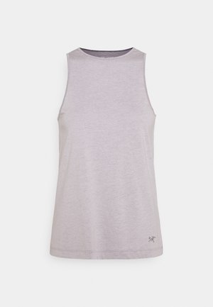 Débardeur gris clair sans manches avec un col rond et un petit logo noir près de l'ourlet inférieur sur fond blanc.