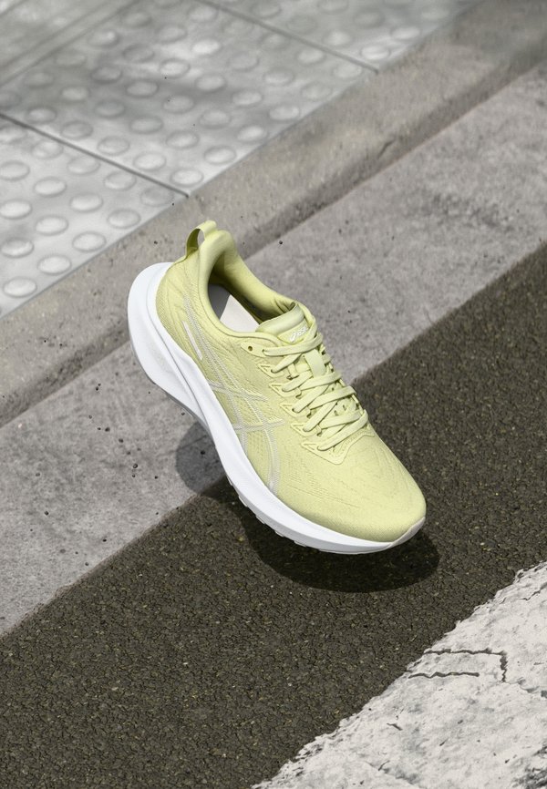 GT-2000 13 - Laufschuh Straße