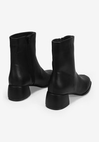 Bosanova CON CREMALLERA - Bottines - black