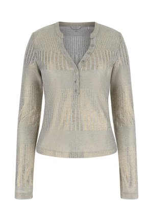 Grijze gebreide trui met een V-hals en knoopsluiting, met verticale streeppatronen en lange mouwen. Zachte textuur.