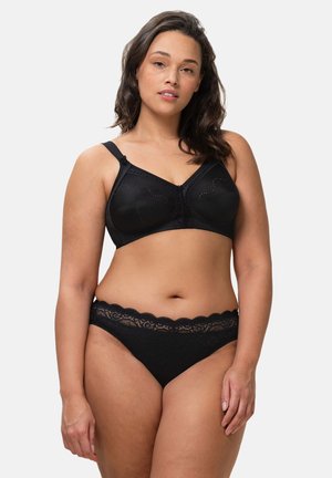 Svart underklädesset med en behå i slät finish, justerbara band och spetsprydda trosor med skållad midjeresår.